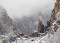 کاهش دما و بارش برف و باران در تهران همراه با وزش باد شدید