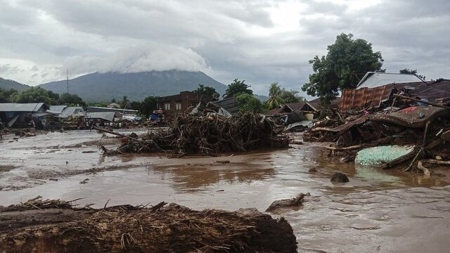 افزایش تلفات سیلاب و رانش زمین در اندونزی و تیمور شرقی